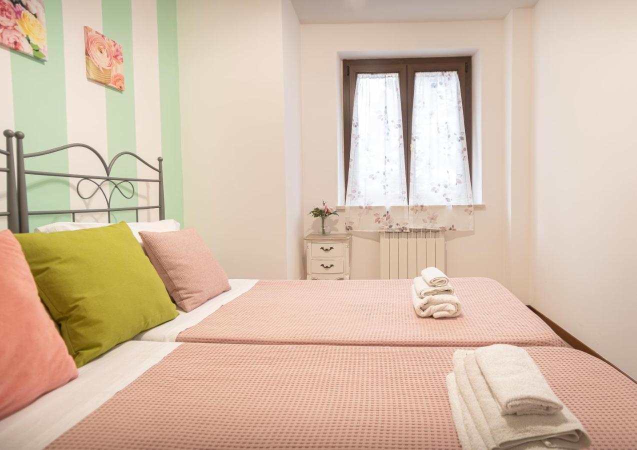 La Pineta Assisi Villa Kültér fotó